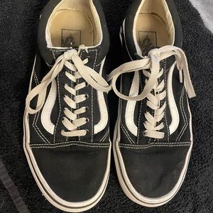 Black Old Skool vans
